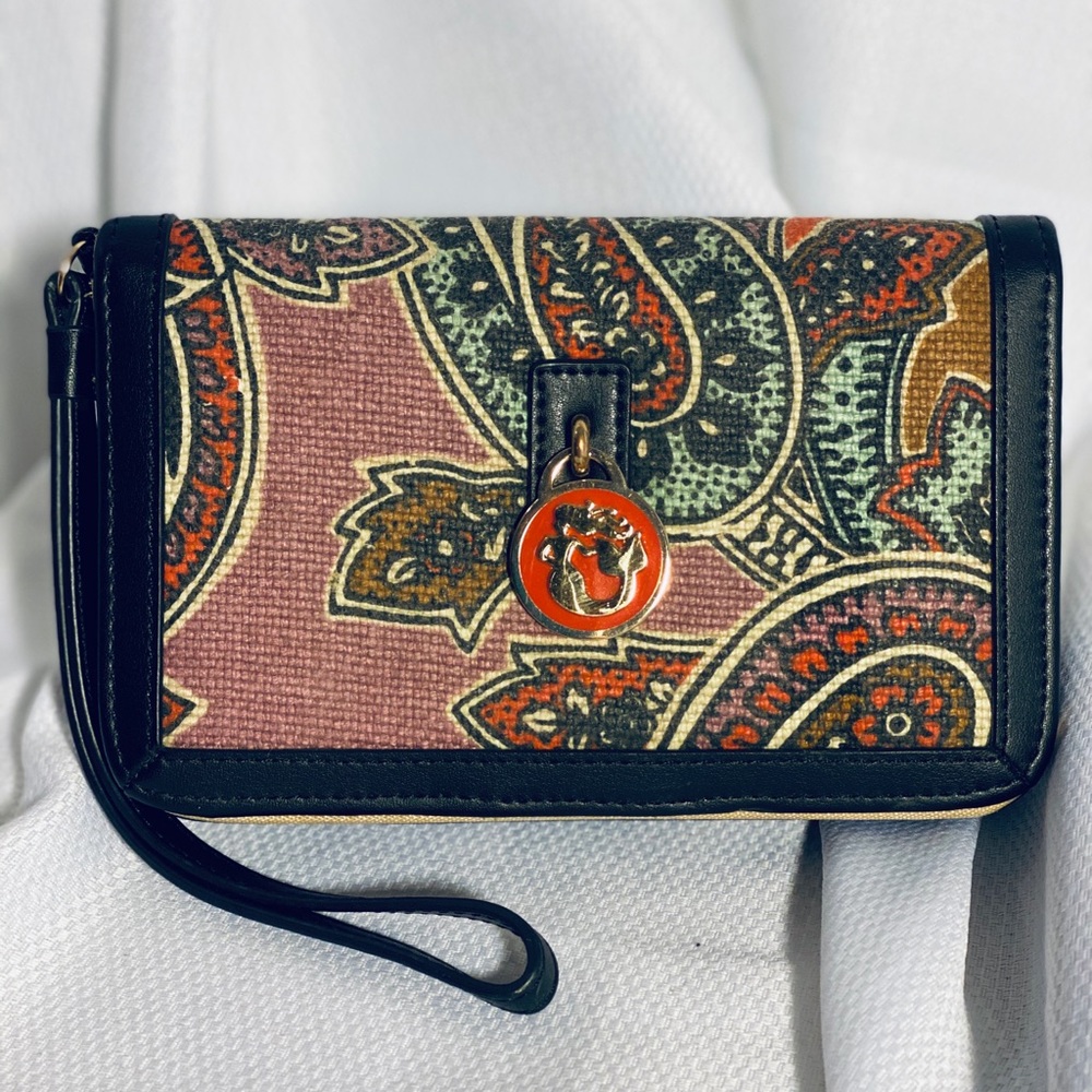 Spartina 449 Wristlet Wallet